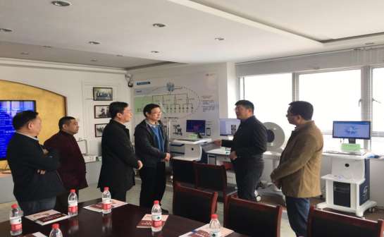 ���Қgӭ����ʡ�l(w��i)��ί�hί��(sh��)ӛ����ǰ�I(l��ng)��(d��o)һ���W�Rʏ��ʥ���ڿƼ����޹�˾�{(di��o)��ָ��(d��o)����